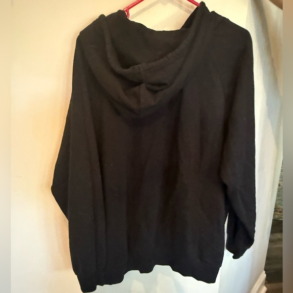 Torrid Wu Tang Cozy Fleece Pullover Hoodie-Size 2X-Like New - Picture 11 of 11